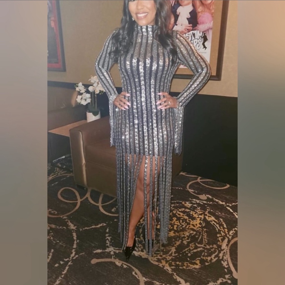 -Glamorous Long Sleeve Silver Dress